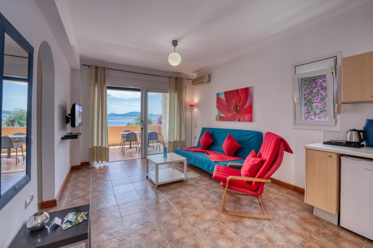 Glyfa Corfu Apartments Барбаті Екстер'єр фото